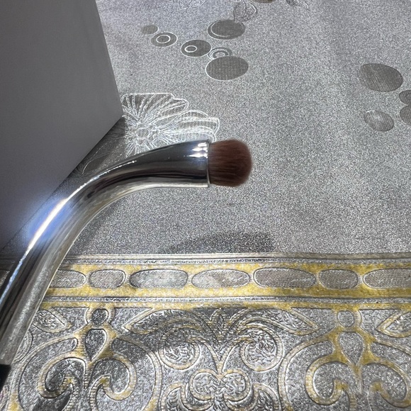 New Artis Fluenta Collection CIRCLE 1R Makeup Brush - Picture 9 of 9